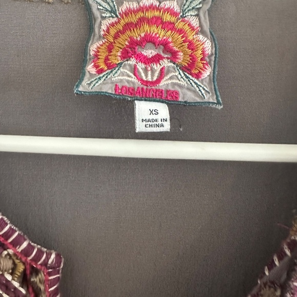 Johnny Was Valmere Embroidered Velvet Tunic Top Sz XS - Picture 11 of 12